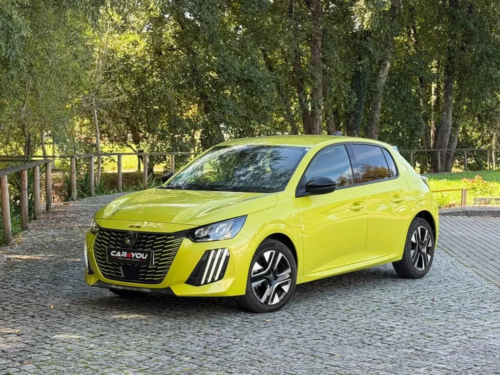 Peugeot 208 1.2 PureTech Allure — fotografia 1