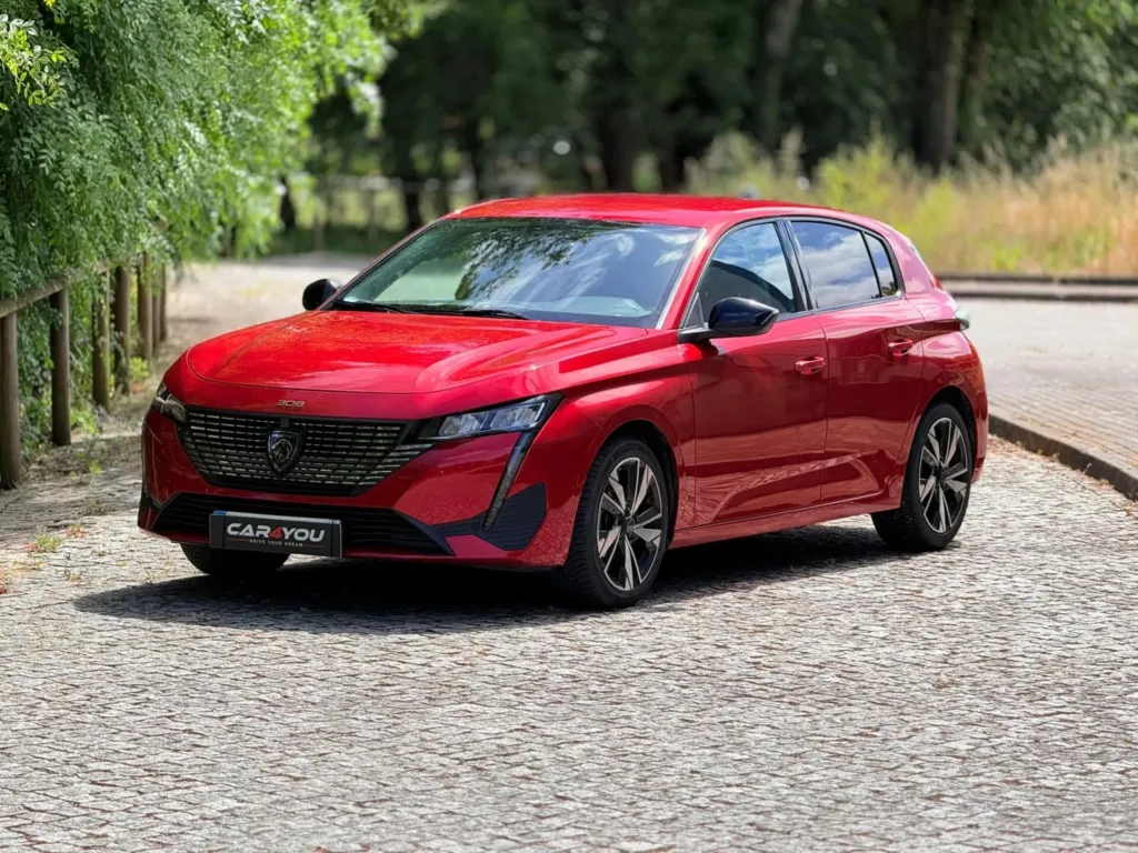 Peugeot 308 1.2 PureTech Allure — fotografia 1