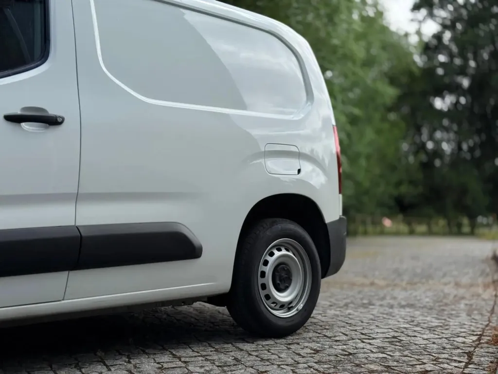 Peugeot Partner 1.5 BlueHdi Premium Standard — fotografia 3