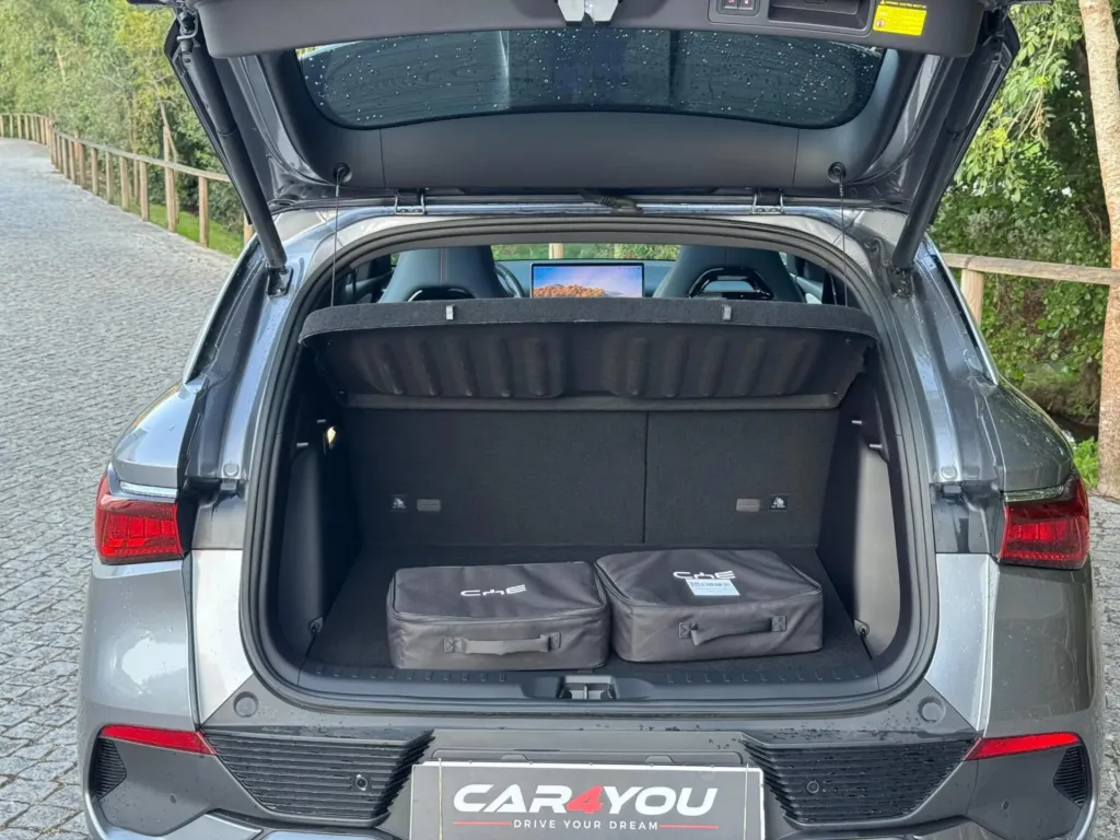 BYD Atto 3 60.48 kWh Design — fotografia 11