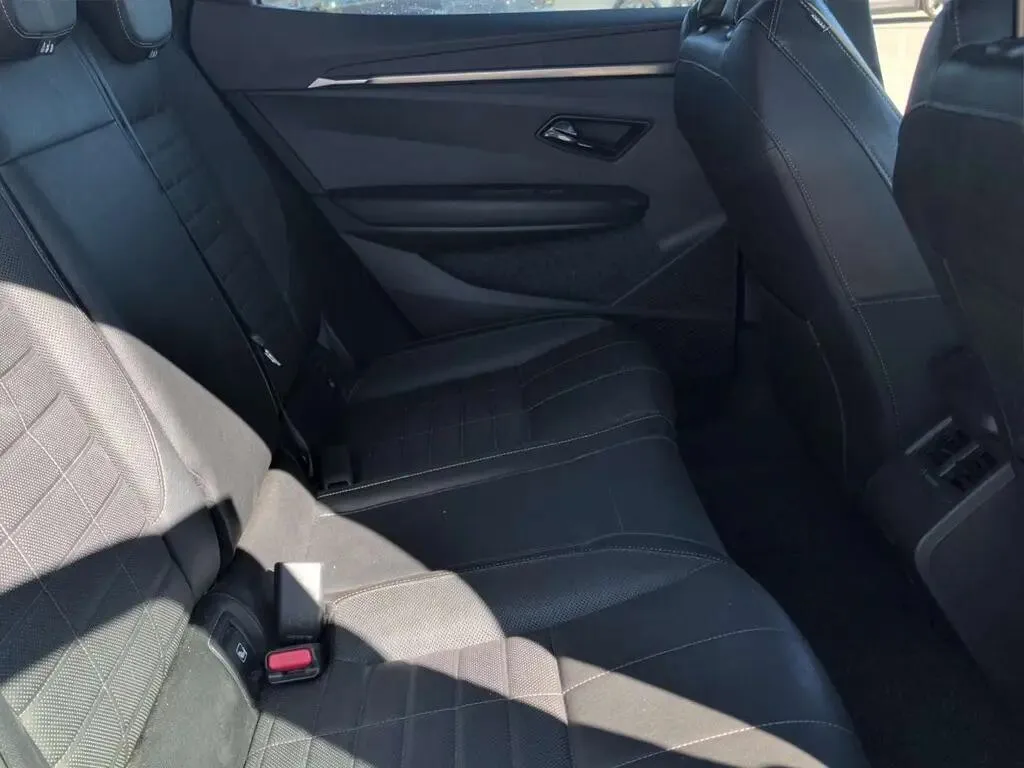 Renault Mégane E-Tech EV60 Iconic — fotografia 12