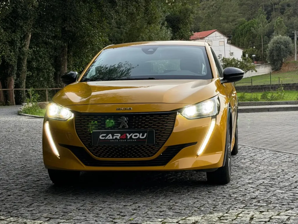 Peugeot e-208 50 kWh Active Pack — fotografia 5