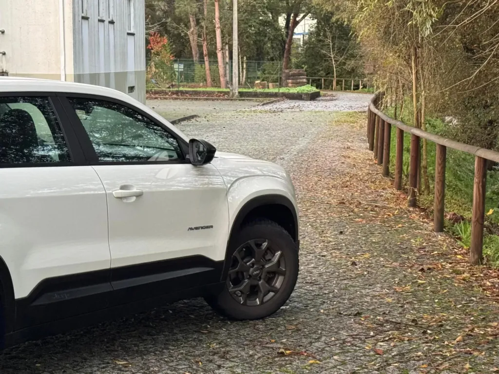 Jeep Avenger 54 kWh Longitude — fotografia 6