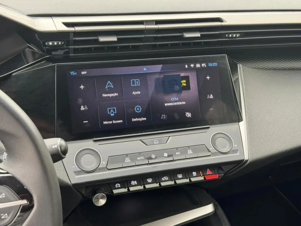 Peugeot 308 SW 1.2 PureTech Active Pack — fotografia 17