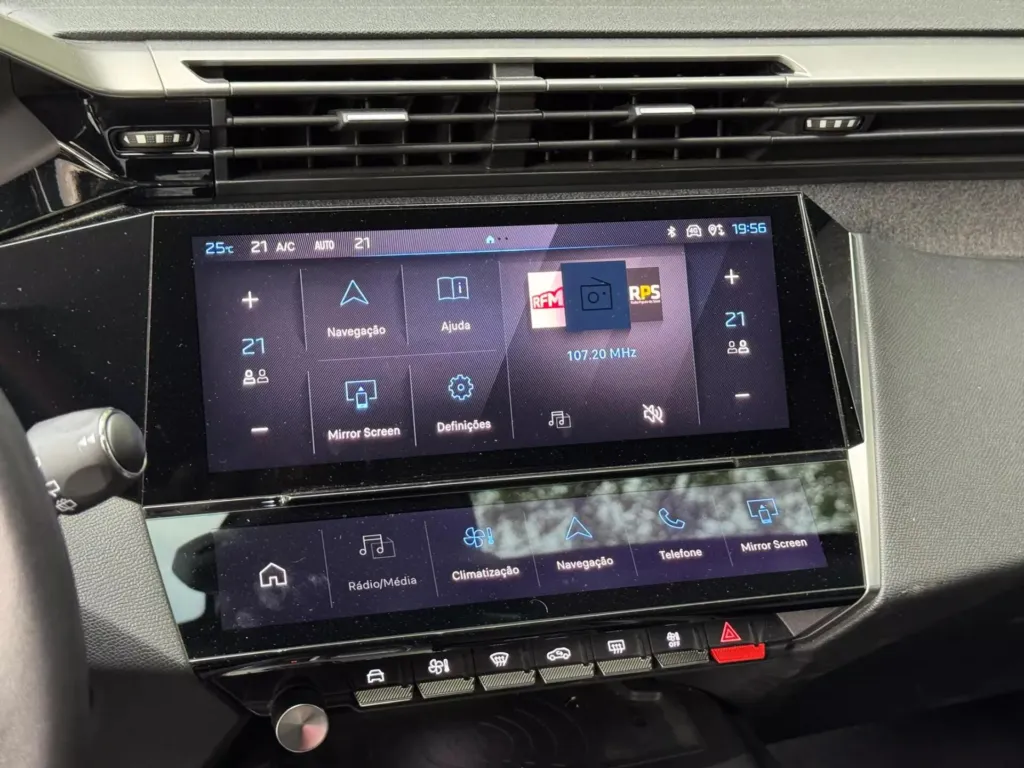Peugeot 308 1.2 PureTech Allure EAT8 — fotografia 13
