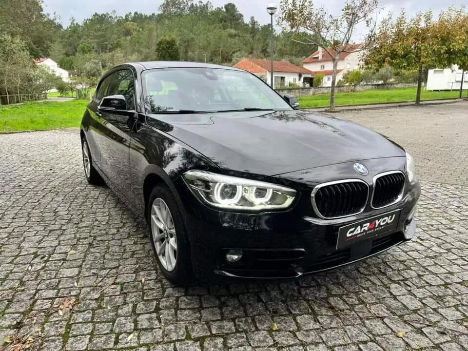 BMW 118 d Line Sport Auto — fotografia 15