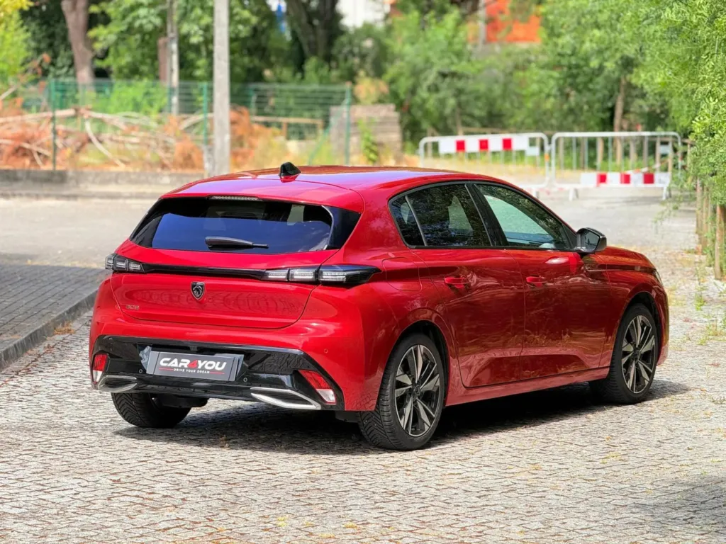 Peugeot 308 1.2 PureTech Allure — fotografia 8