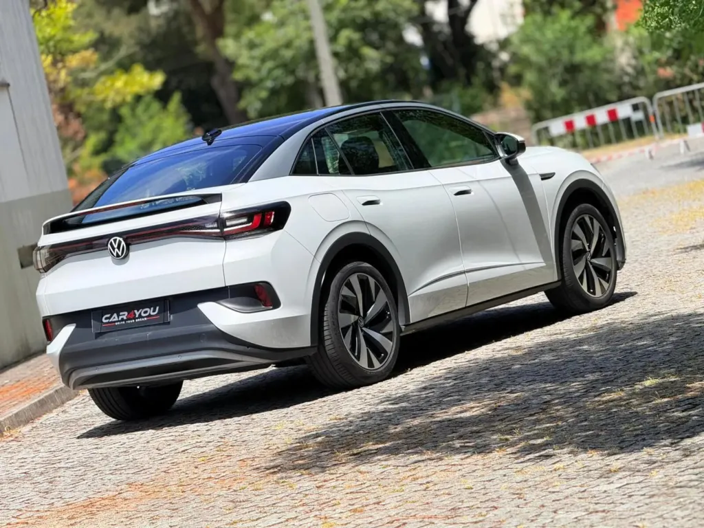 Volkswagen ID.5 77 kWh Pro Performance — fotografia 11