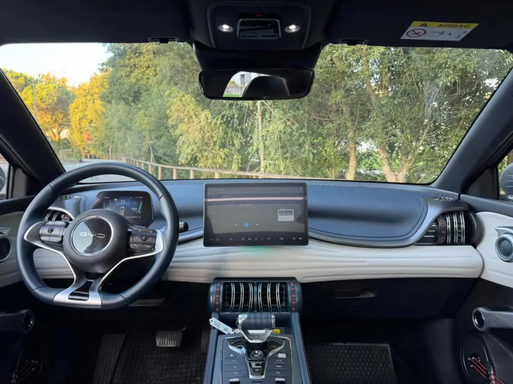 BYD Atto 3 60.48 kWh Comfort — fotografia 12