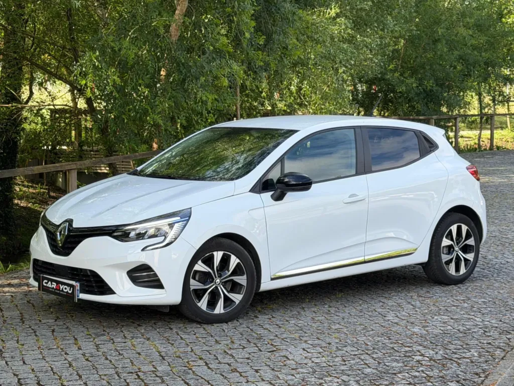 Renault Clio 1.5 Blue dCi Evolution — fotografia 4