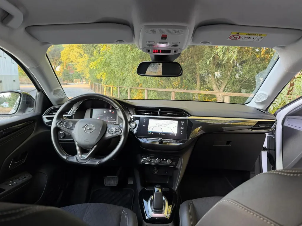 Opel Corsa-e Elegance — fotografia 18