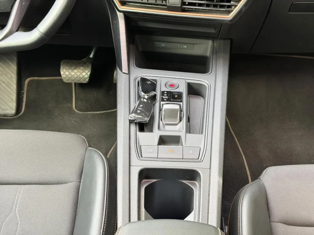 Cupra Formentor 1.4 e-Hybrid DSG — fotografia 18