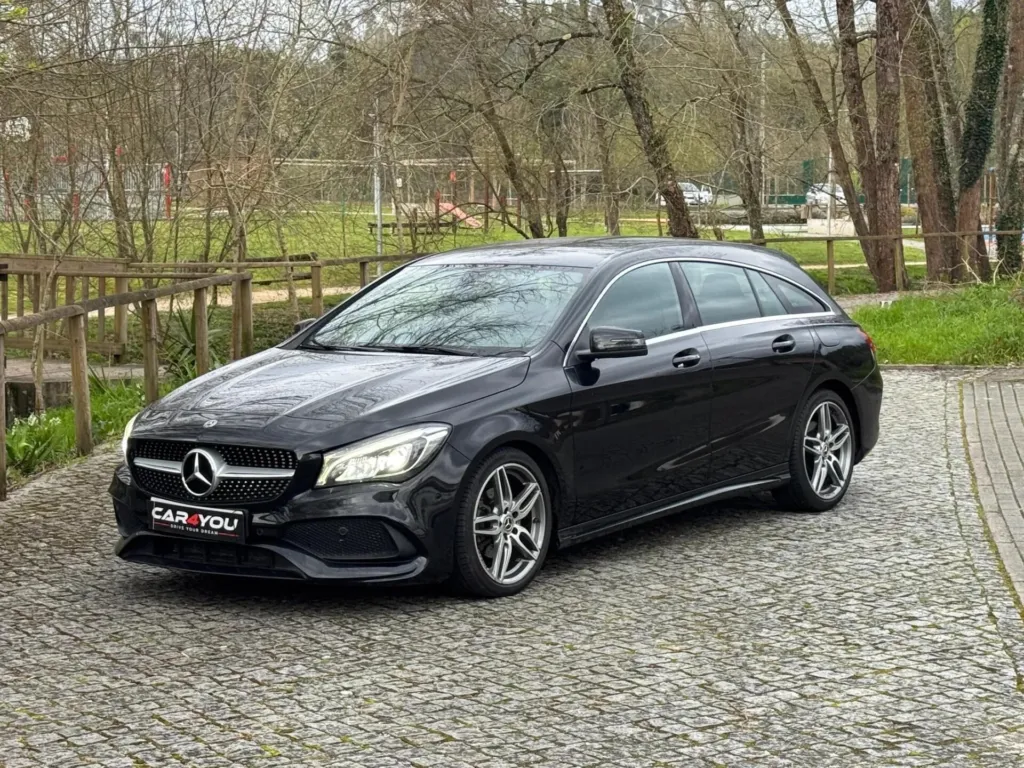 Mercedes-Benz CLA 180 7G-DCT AMG Line — fotografia 14
