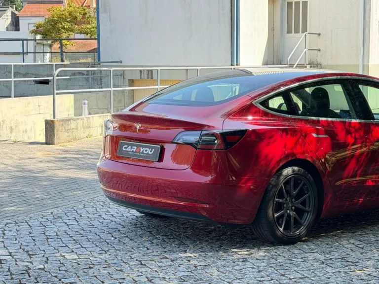 Tesla Model 3 Standard Range Plus RWD — foto 2