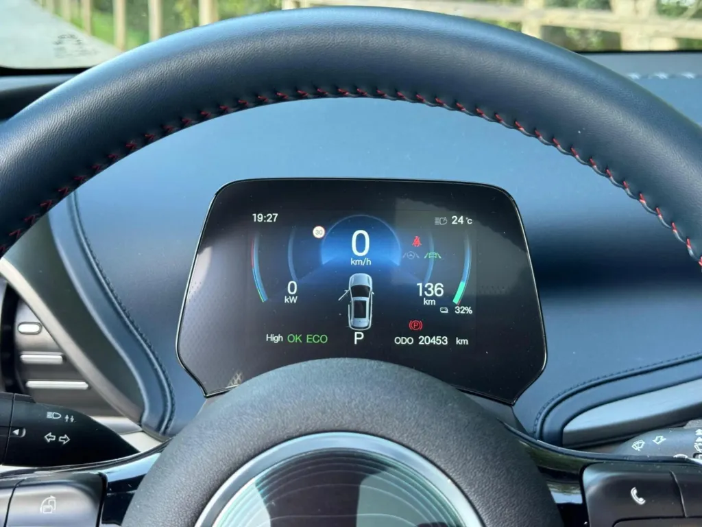 BYD Atto 3 60.48 kWh Design — fotografia 19