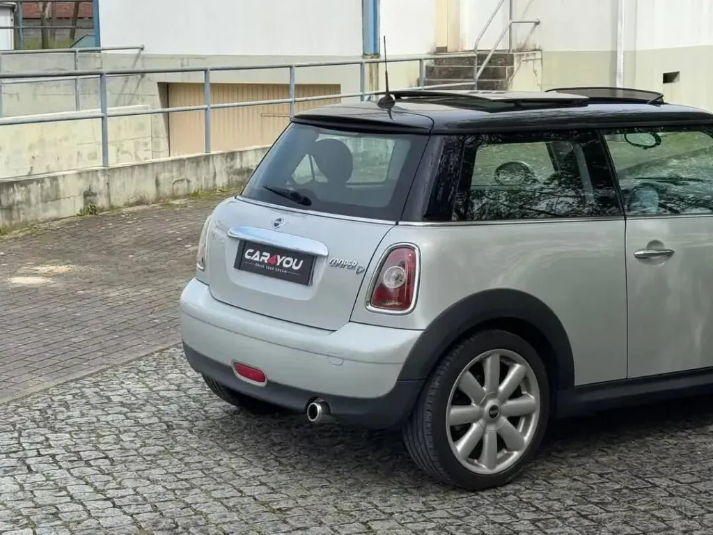 Mini 3 Portas Cooper D 50 Camden — fotografia 5