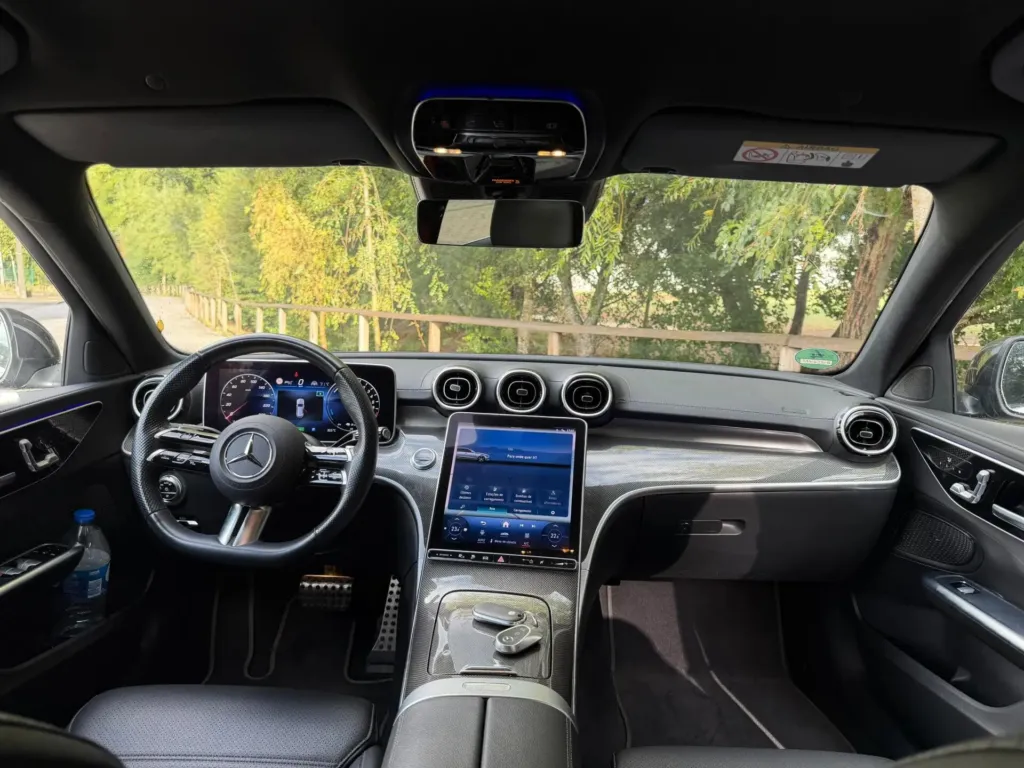 Mercedes-Benz C 300 e AMG Line — fotografia 18