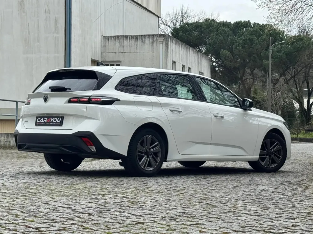 Peugeot 308 SW 1.2 PureTech Active Pack — fotografia 7