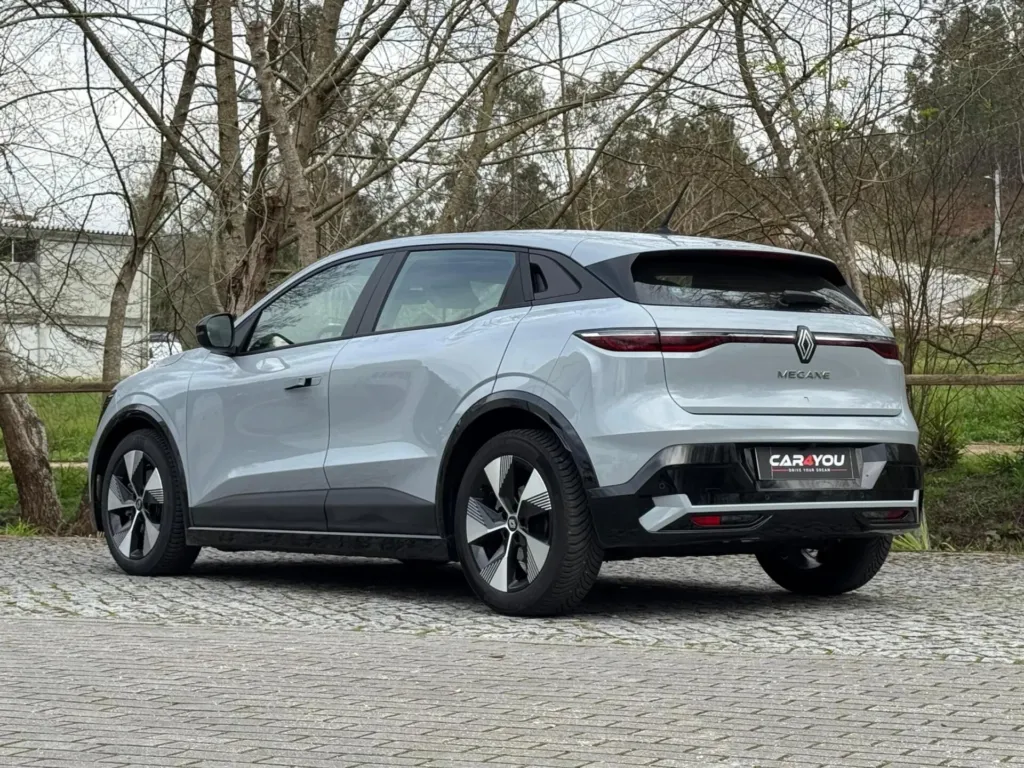 Renault Mégane E-Tech EV60 Equilibre Optimum Charge — fotografia 7