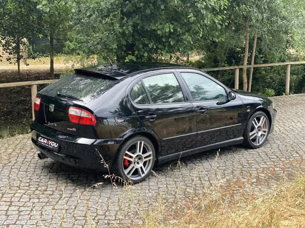 Seat Leon 1.8 T Cupra R — fotografia 16