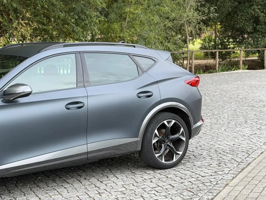 Cupra Formentor 1.4 e-Hybrid DSG — fotografia 3