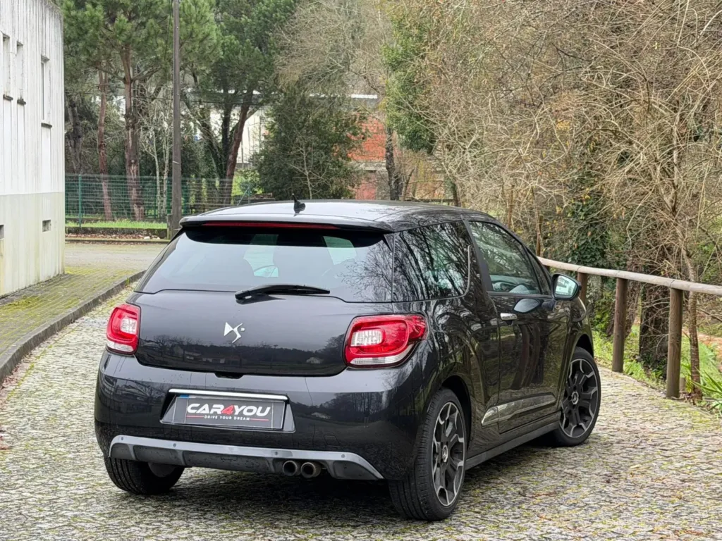 Citroën DS3 1.6 THP Sport Chic — fotografia 9