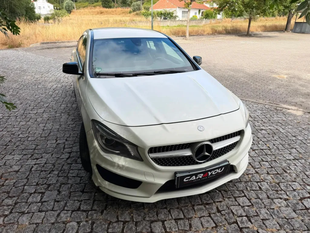 Mercedes-Benz CLA 220 d Shooting Brake AMG Line Aut. — fotografia 4