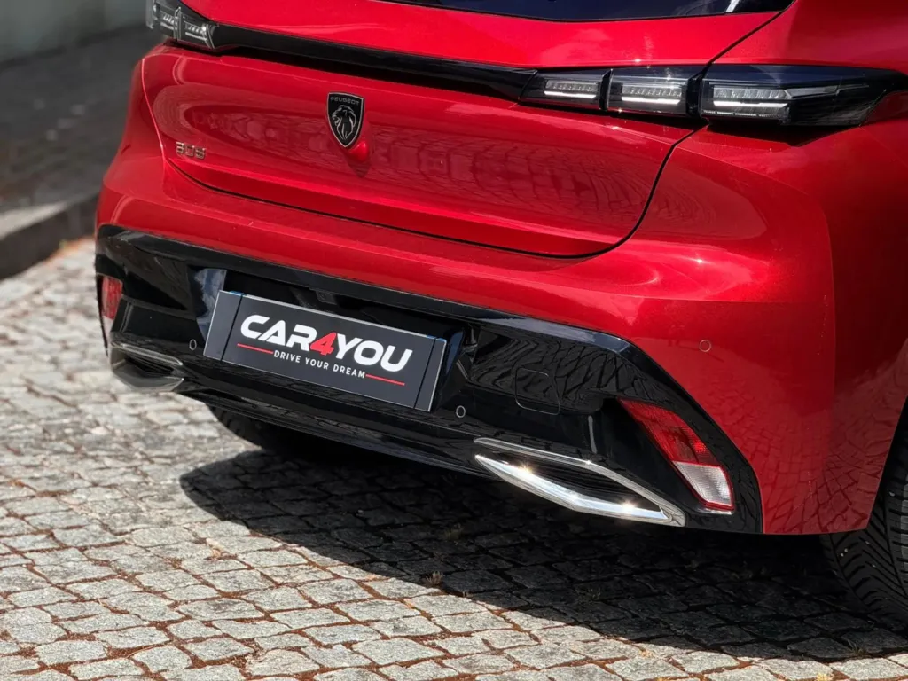 Peugeot 308 1.2 PureTech Allure — fotografia 10