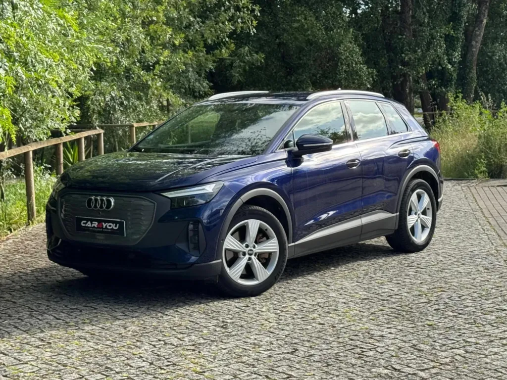 Audi Q4 e-tron 40 63 kWh SE Business — fotografia 1