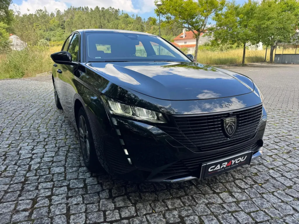Peugeot 308 PureTech 130 EAT8 Active Pack — fotografia 13
