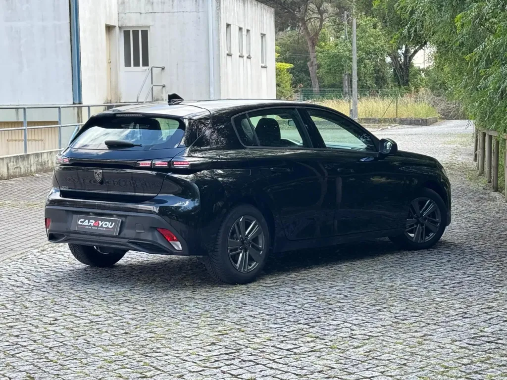 Peugeot 308 PureTech 130 EAT8 Active Pack — fotografia 7
