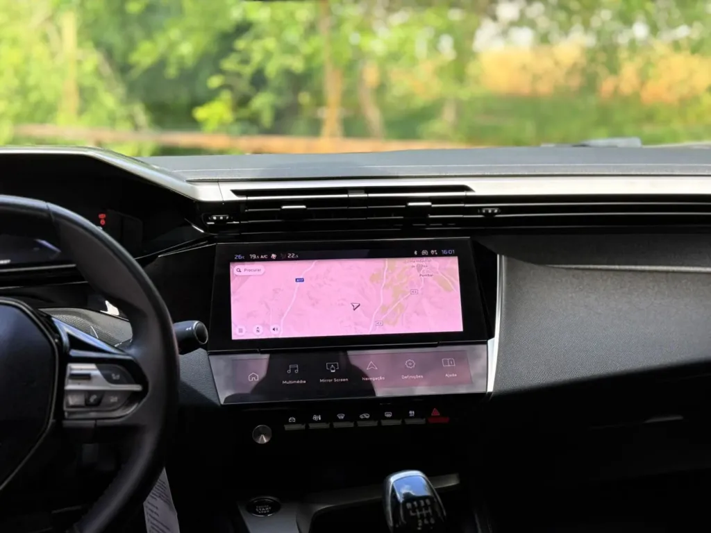 Peugeot 308 1.2 PureTech Allure — fotografia 17