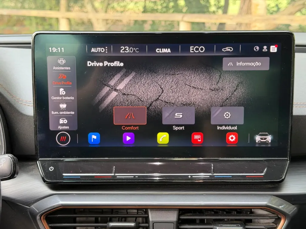 Cupra Formentor 1.4 e-Hybrid DSG — fotografia 17