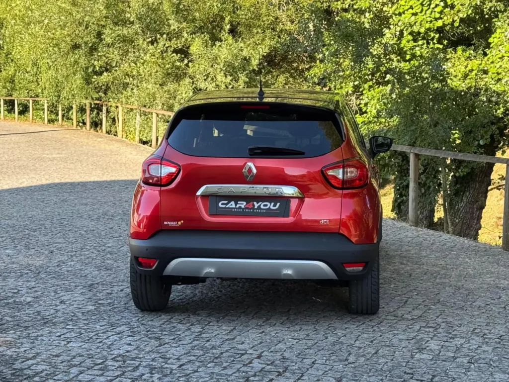Renault Captur 1.5 dCi Helly Hansen — fotografia 5