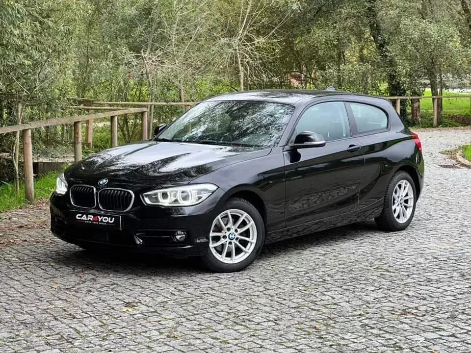 BMW 118 d Line Sport Auto — fotografia 2