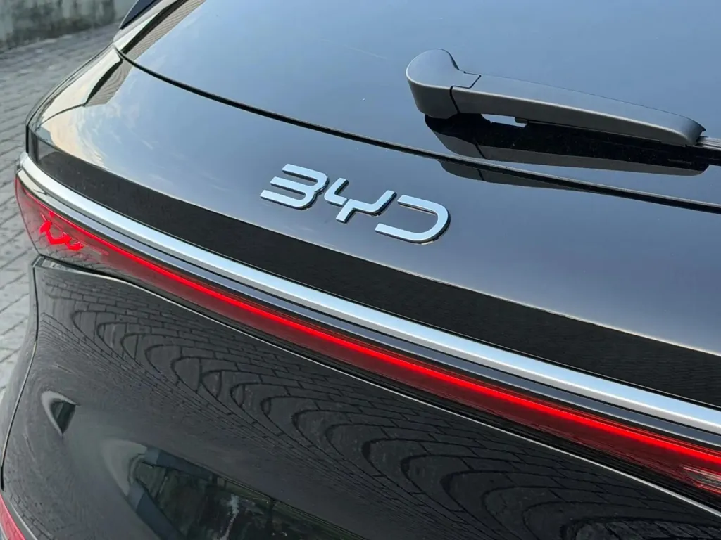 BYD Atto 3 EVO 74.8 kWh Design — fotografia 6