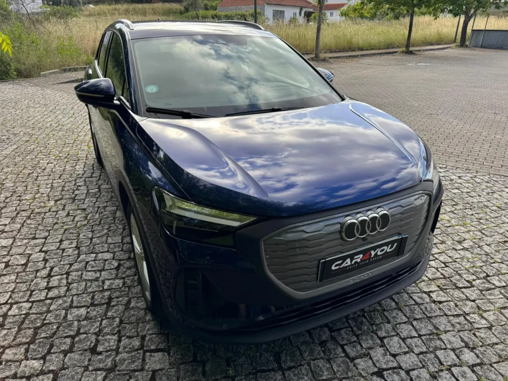 Audi Q4 e-tron 40 63 kWh SE Business — fotografia 12