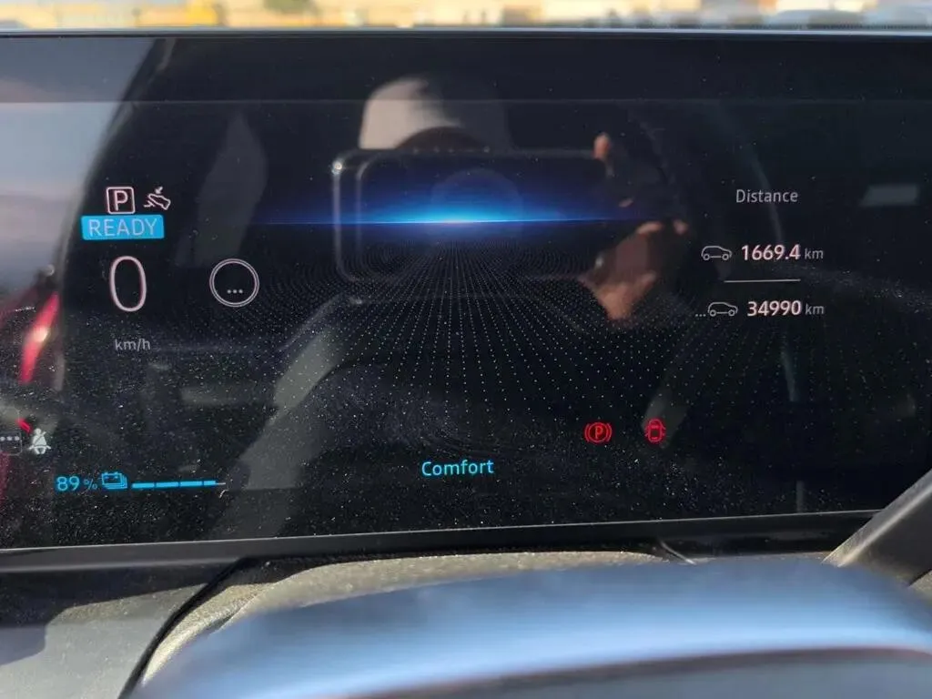 Renault Mégane E-Tech EV60 Iconic — fotografia 10