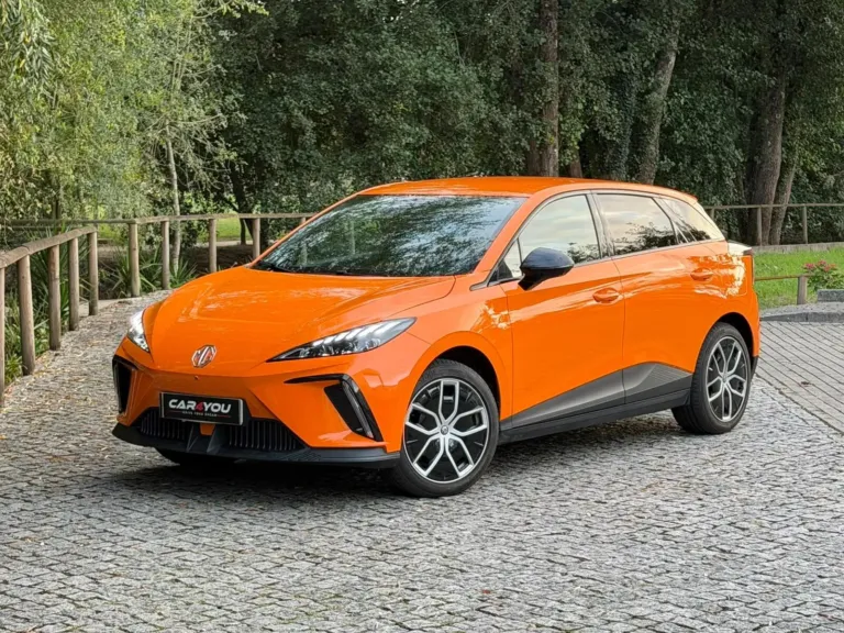 MG MG4 64 kWh Luxury