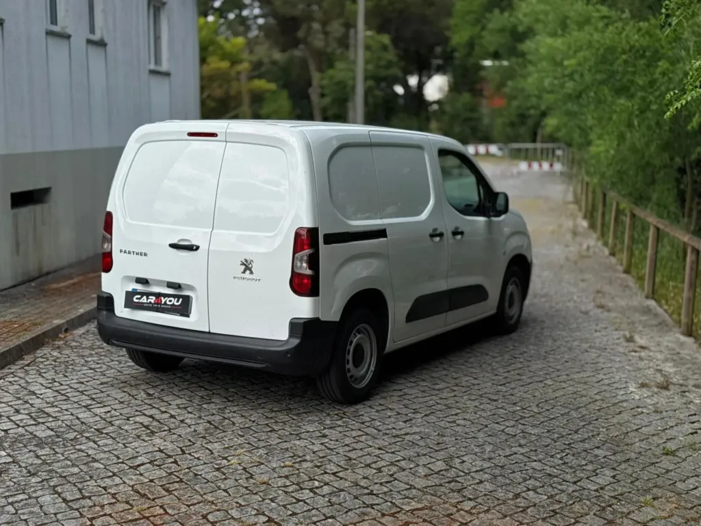 Peugeot Partner 1.5 BlueHdi Premium Standard — fotografia 10