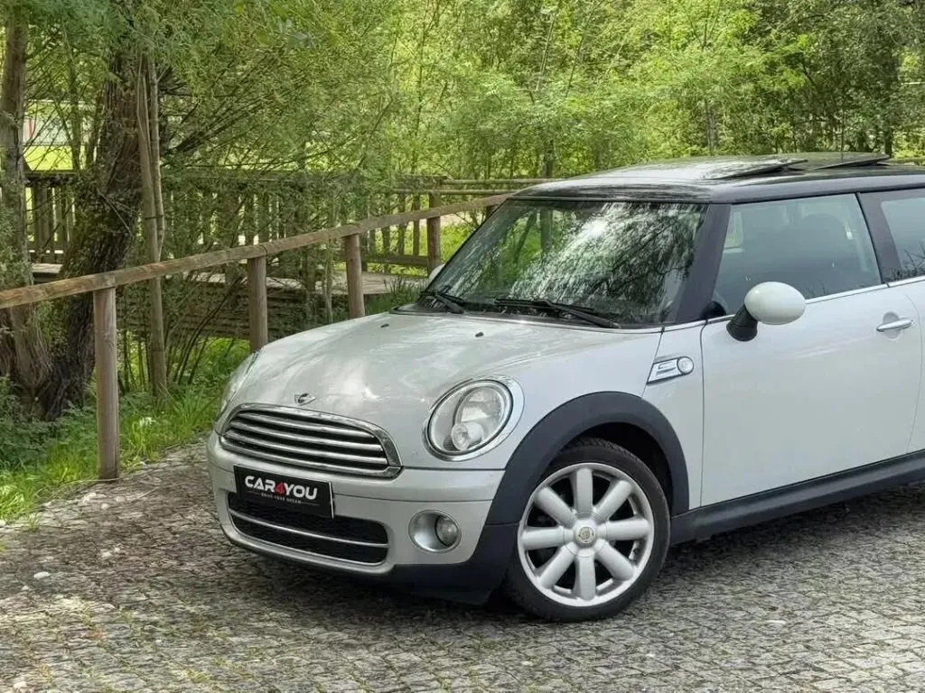 Mini 3 Portas Cooper D 50 Camden — fotografia 3