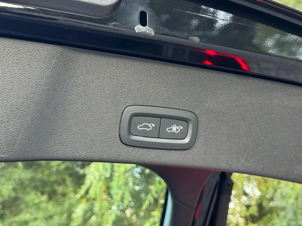 Volvo C40 Recharge Single Motor Plus — fotografia 15
