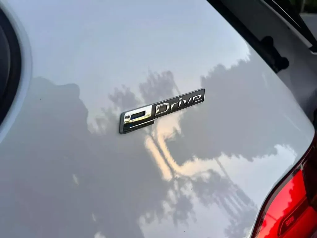BMW 225xe Active Tourer Advantage — fotografia 15