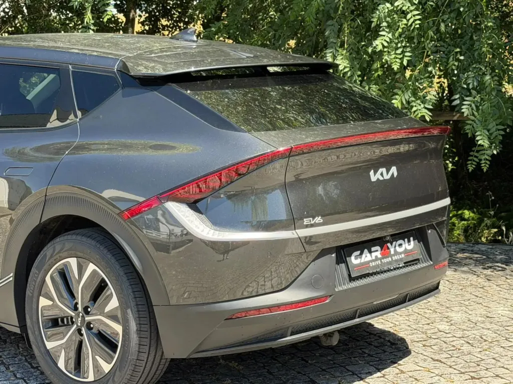 Kia EV6 58 kWh Air — fotografia 10