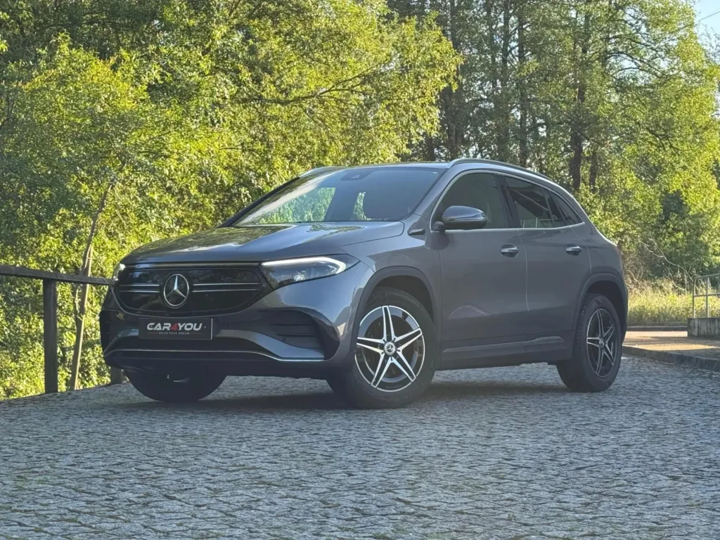 Mercedes-Benz EQA 250 AMG Line — fotografia 4