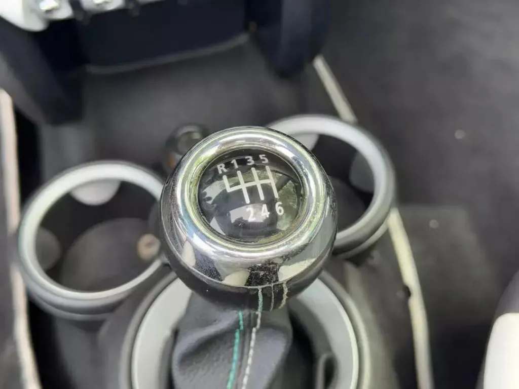 Mini 3 Portas Cooper D 50 Camden — fotografia 18