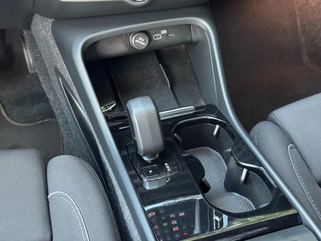 Volvo C40 Recharge Single Motor Plus — fotografia 18