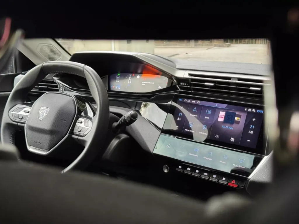 Peugeot 308 1.2 PureTech Allure EAT8 — fotografia 18