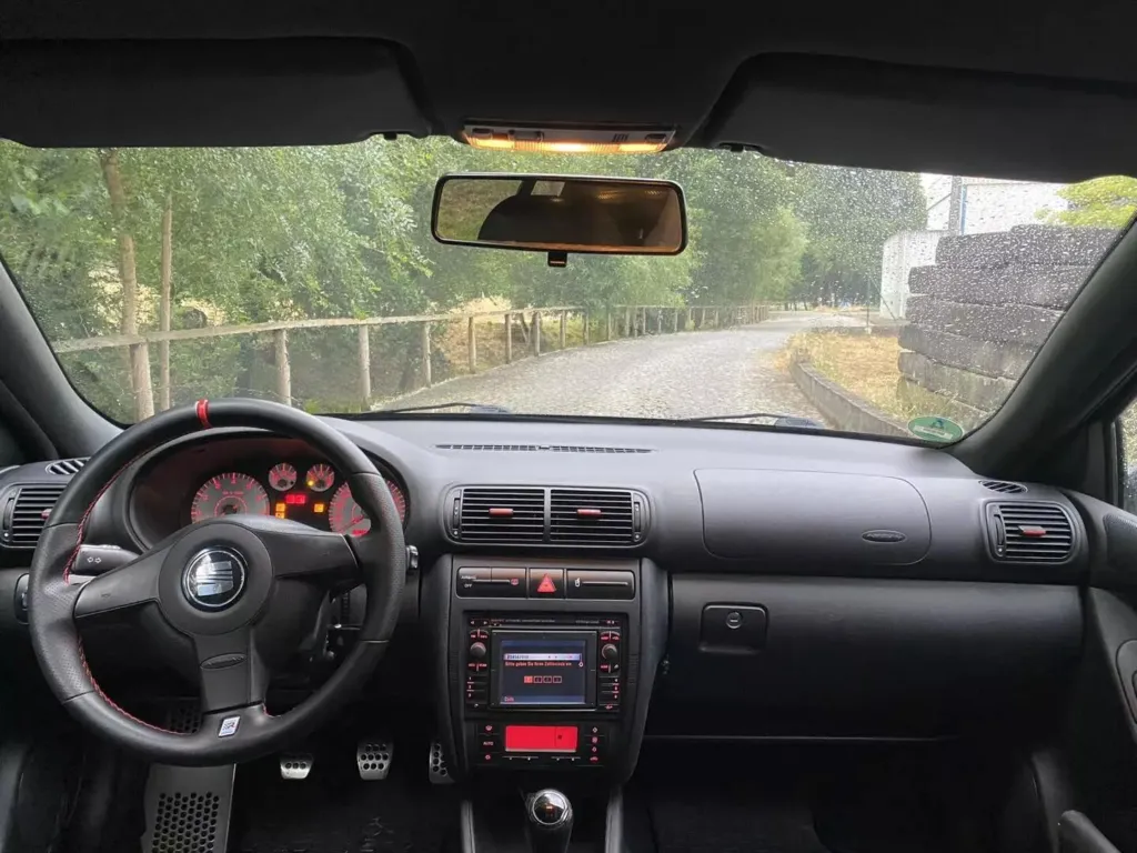 Seat Leon 1.8 T Cupra R — fotografia 18