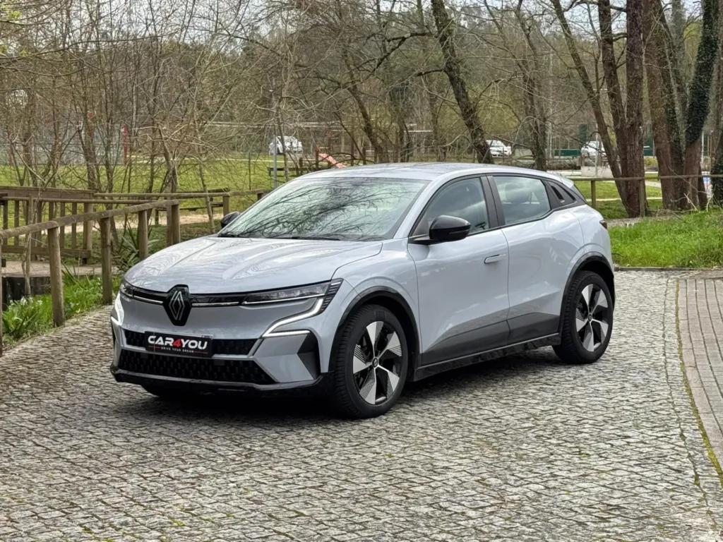 Renault Mégane E-Tech EV60 Equilibre Optimum Charge — fotografia 10